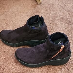 Navy/black Washable Ankle Boots with Metallic Zipper